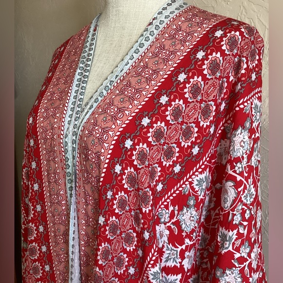 Hayden Kimonos & Yukatas Kimono Hayden Los Angeles Fringed Coverup